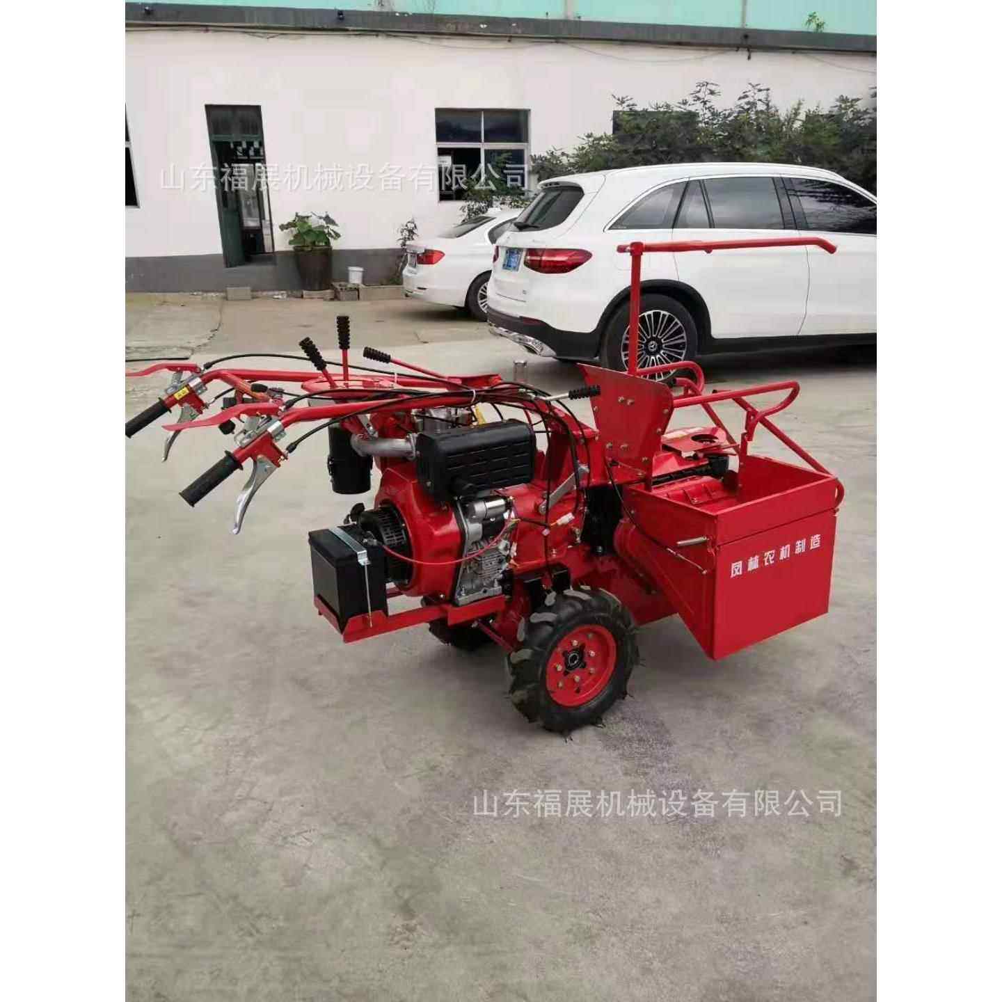 新款自走式掰玉米收获机高产量小型玉米收割机家用小型收获机