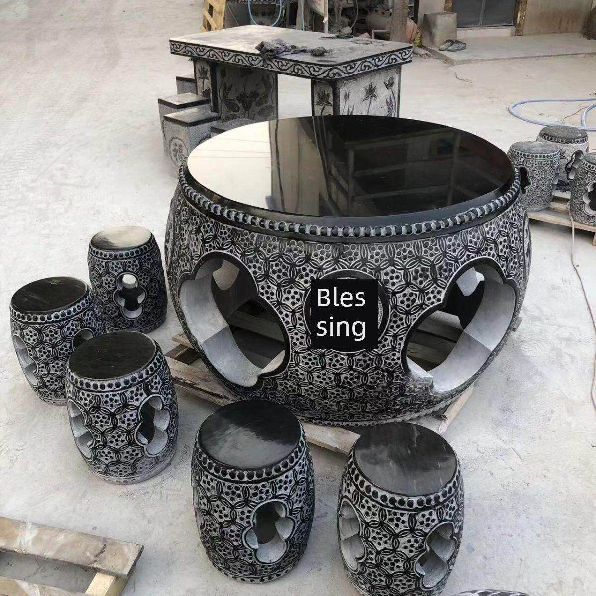 石雕石桌石凳庭院花园房子套天然蓝石家庭户外古董石桌凳