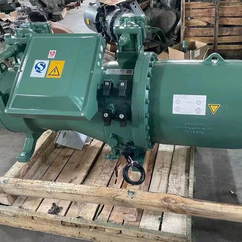 比泽尔180匹CSH9551-180-40DCSH9571-180-40D冷库螺杆压缩机