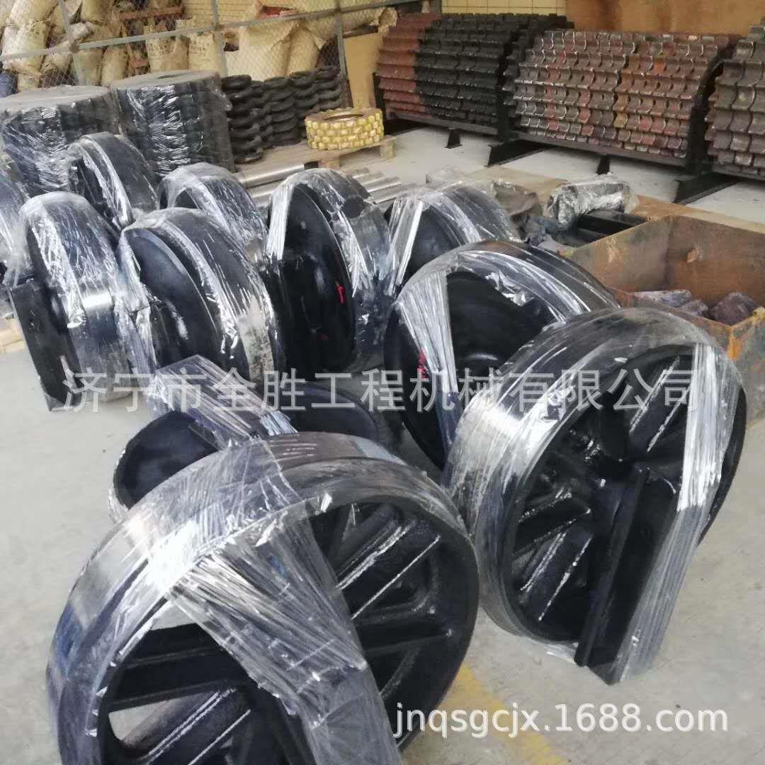 SH360-6A挖掘机引导轮 驱动齿 履带板 钩机橡胶块