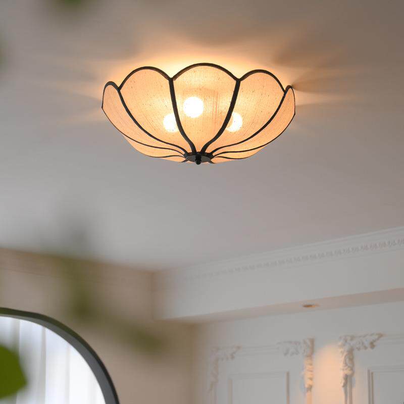 法式奶油风吸顶灯简约中古温馨卧室灯客厅书房灯阳台灯次卧民宿灯