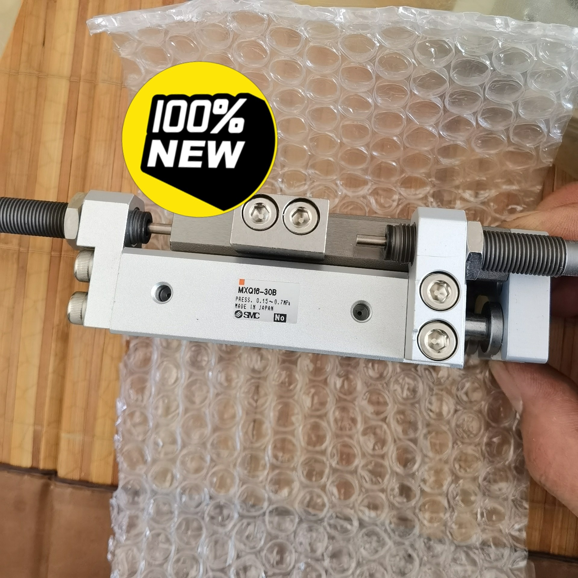 全新无包SMC滑台MXQ16-30B 需要的联系。闲置物品售