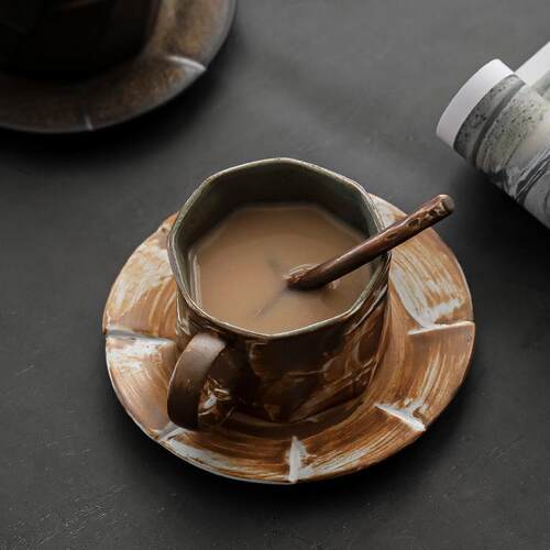 新款直销跨境粗陶折纸咖啡杯碟套装不规则手工窑变陶瓷杯复古下午