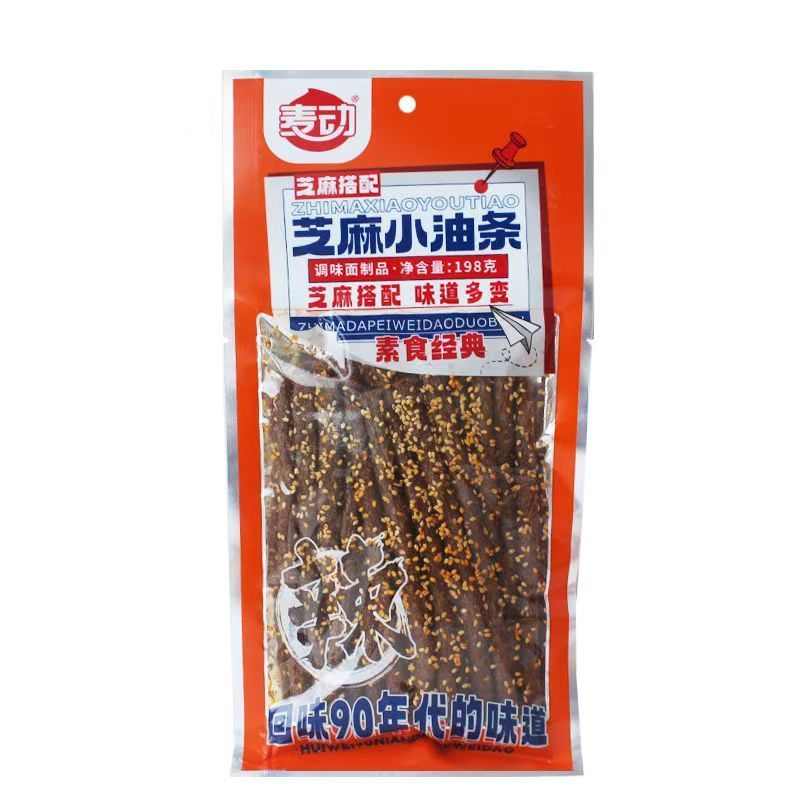 现货麦动芝麻香香片辣条麻辣条香辣片面筋素食辣片手撕辣片辣油辣