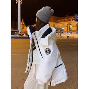 高级感白色工装派克羽绒服女冬季2025新款短款90白鸭绒冲锋衣外套