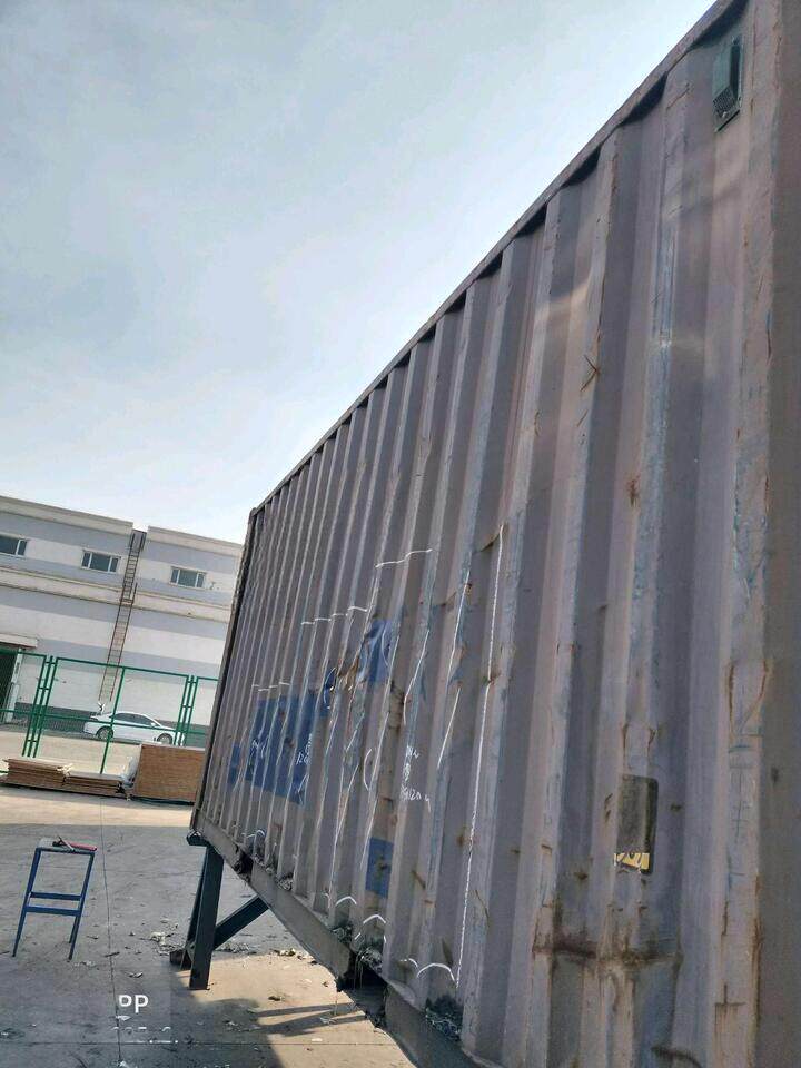 4月2日兰州4、报废铁路集装箱90只(兰州东川)网络拍卖公告