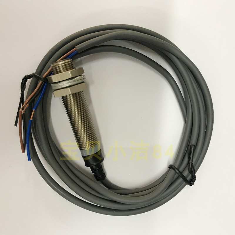 KNEA科纳接近开关传感器KNBT4-M12-NA代替E2B-m12KS04-WZ-C1 M8