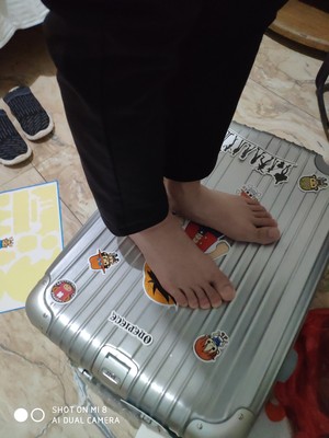 大家评测使用EAZZ旅行箱怎么样，小编有话提醒各位！