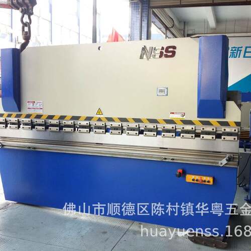63吨3.2米普通型折弯机好用不贵简易快速稳定又耐用安全剪板机