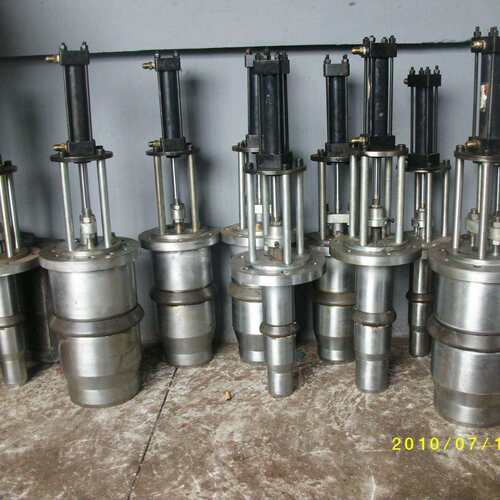 厂家供应扩口机R口模具扩口机模具PVC模具直口模具塑料机械配件