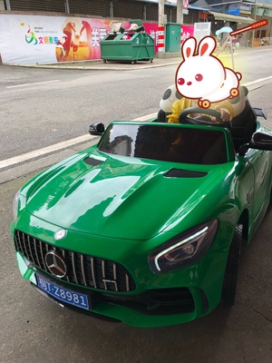 奔驰双人座儿童四轮四驱车电动车怎么样？会不会问题很多？