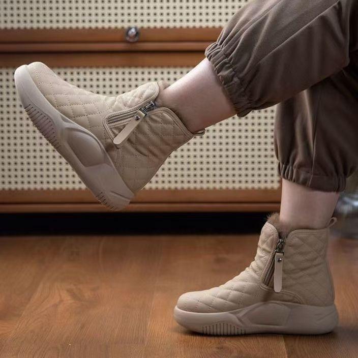 雪地靴皮毛一体加厚时尚雪地靴