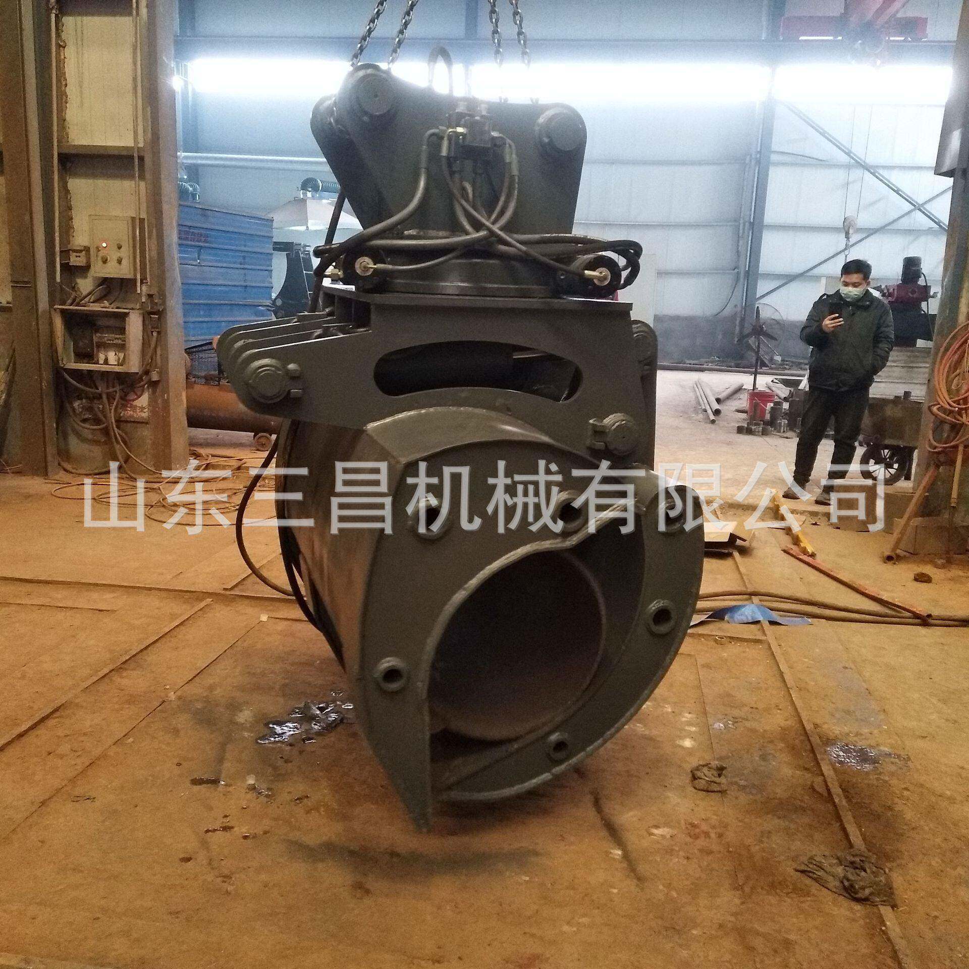 挖掘机抓电线杆60°旋转爪子挖机木头抓木器挖机立杆抓管机