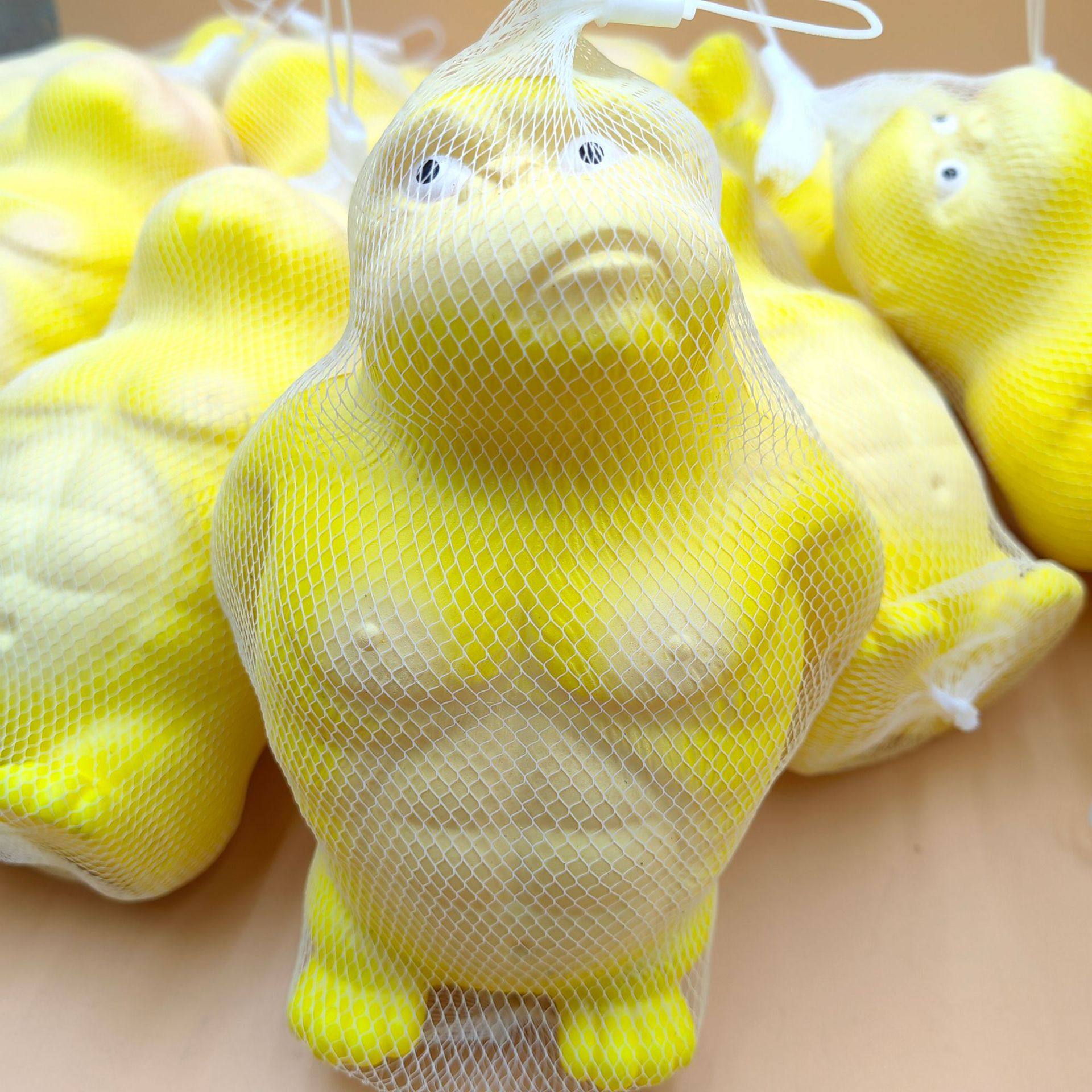 抖音爆款黄总大猩猩解压玩具捏捏乐慢回弹减压玩具办公桌面摆件