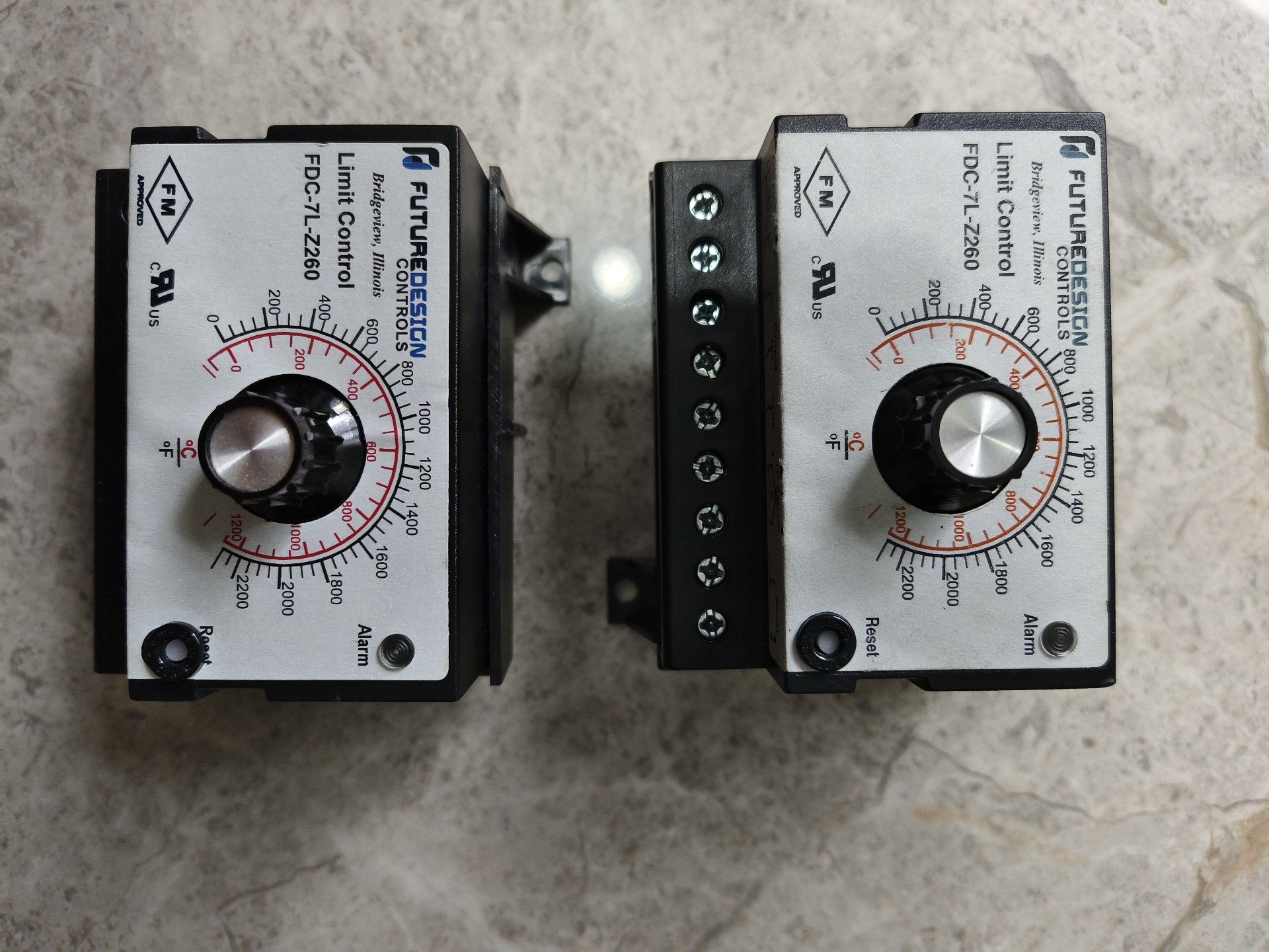 FUTURE DESIGN 控制器 FDC-7L-Z260，