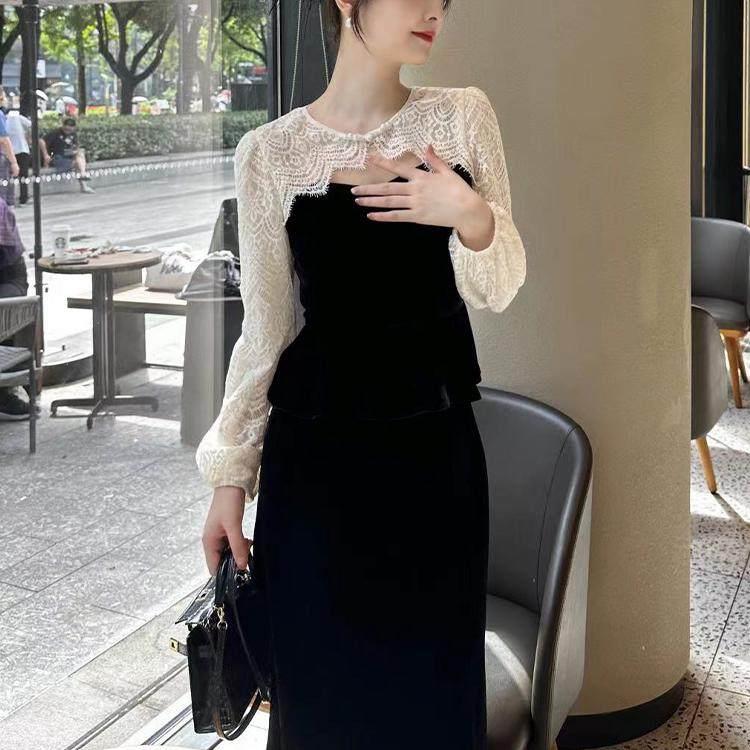 欧洲站春装赫本风时髦洋气丝绒套装裙蕾丝拼接上衣半身裙两件套女