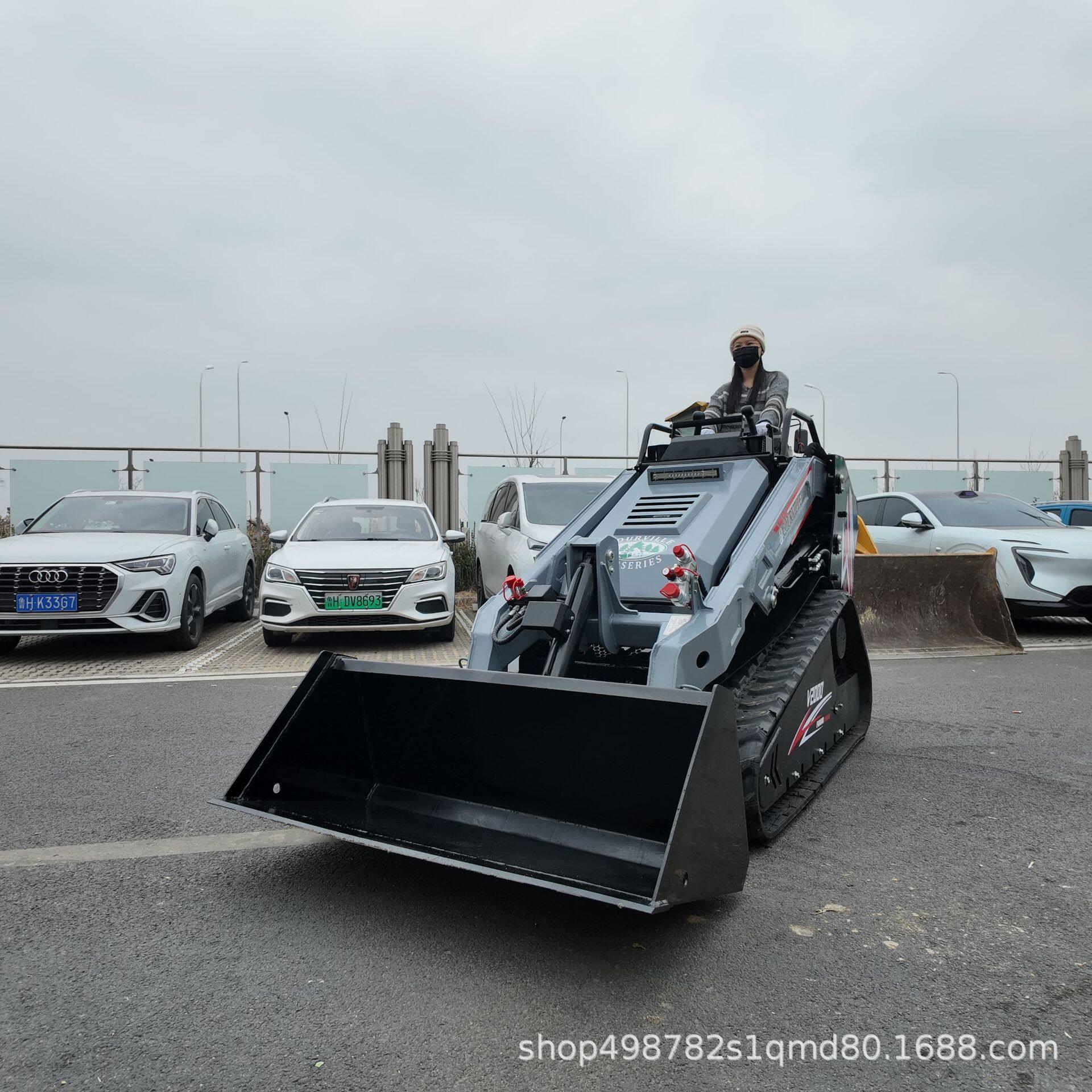 迷你滑移装载机家用庭院改造绿化种草垃圾清理轻便灵活小型工程