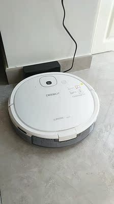 扫地机器人科沃斯DJ35和石头S51哪个好，差别大不大？