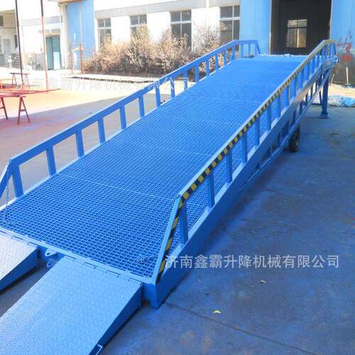 手摇升降支腿液压登车桥集装箱装柜平台伸缩台面移动式登车桥