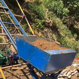 高速路路基护坡运料机爬山虎斜坡沙石上料机建筑混凝土输送机