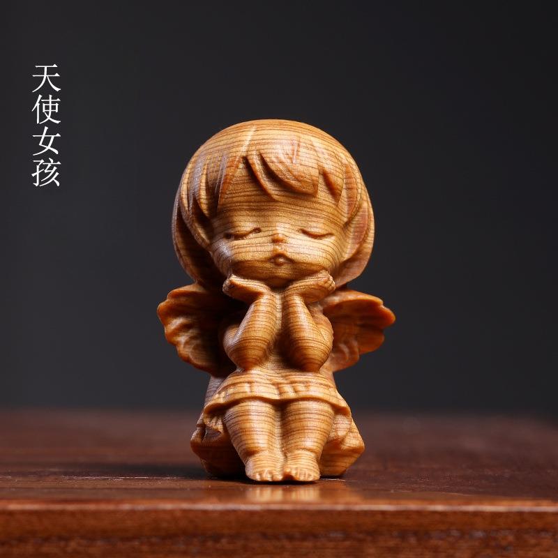 新款崖柏木精雕手把件祈祷天使可爱卡通人物饰品景区地摊热卖爆款