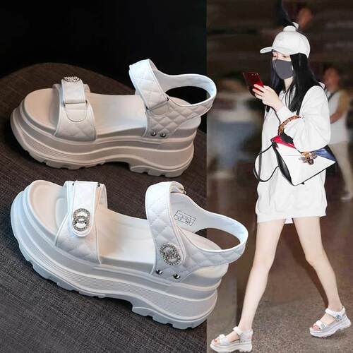 QVU~品牌专柜！厚底增高凉鞋女夏季潮流时尚百搭松糕坡跟休闲 鞋
