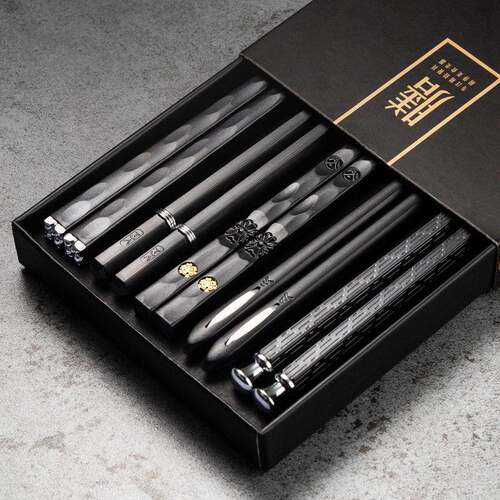 5 Pairs Japanese Chinese chopsticks Sushi Sticks Reusable Me