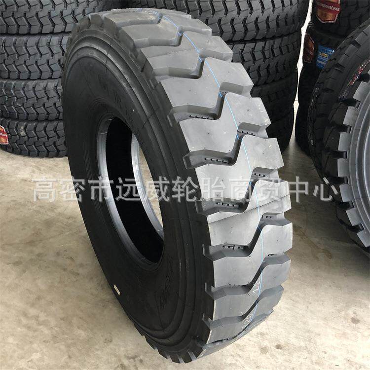 1200R20矿山前四后八车轮胎 12.00R20卡客车轮胎
