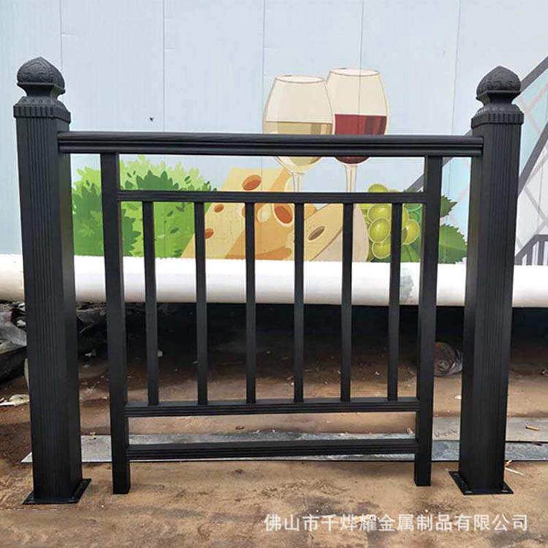 锌钢阳台护栏 小区别墅飘窗装饰防护栏 楼盘工程户外窗户铁艺栅栏