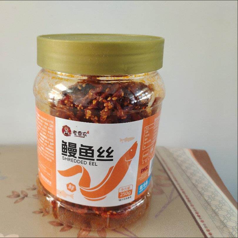 新日期即食香辣蜜汁鳗鱼丝罐装长条香辣鱼干海味小吃解馋休闲小零