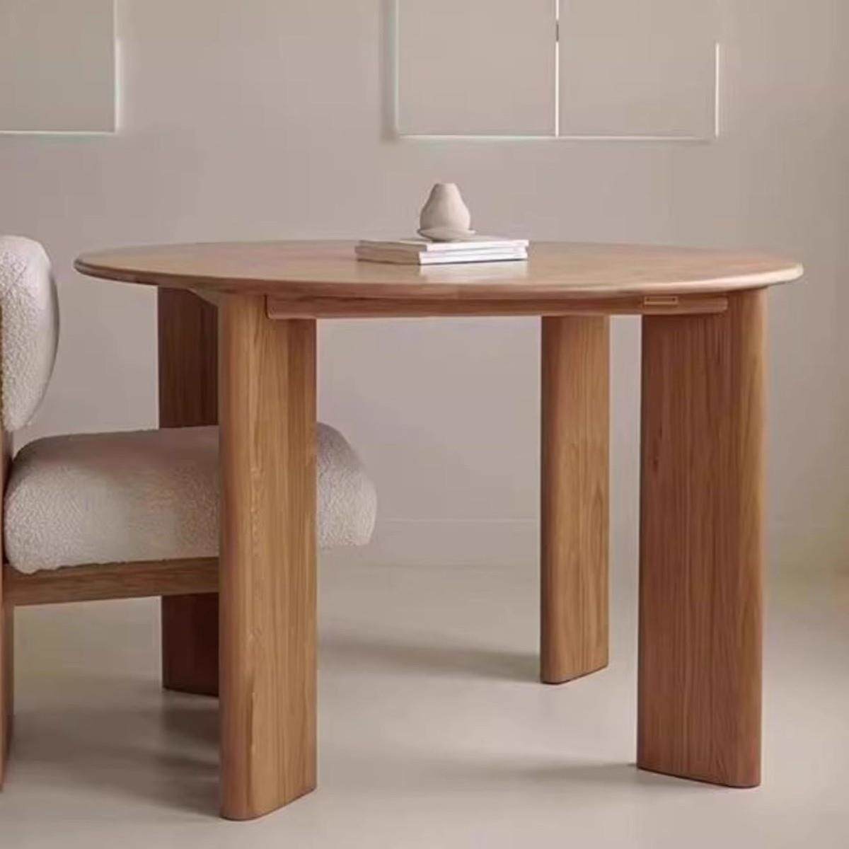 简约现代奶油风艺术饭桌北欧复古实木圆桌红橡木家用民宿圆形餐桌