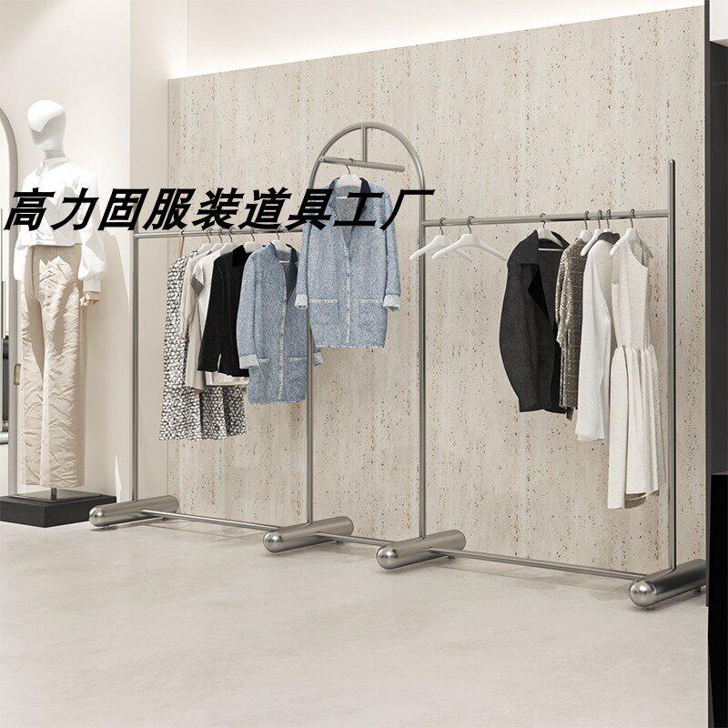 服装店不锈钢拉丝上墙展示架带拱门正挂专用落地货架陈列道具衣架