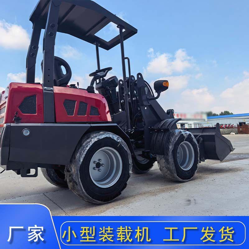 一机多用轮胎式搬运装卸小型装载机出口欧洲 路面清扫破碎装载机