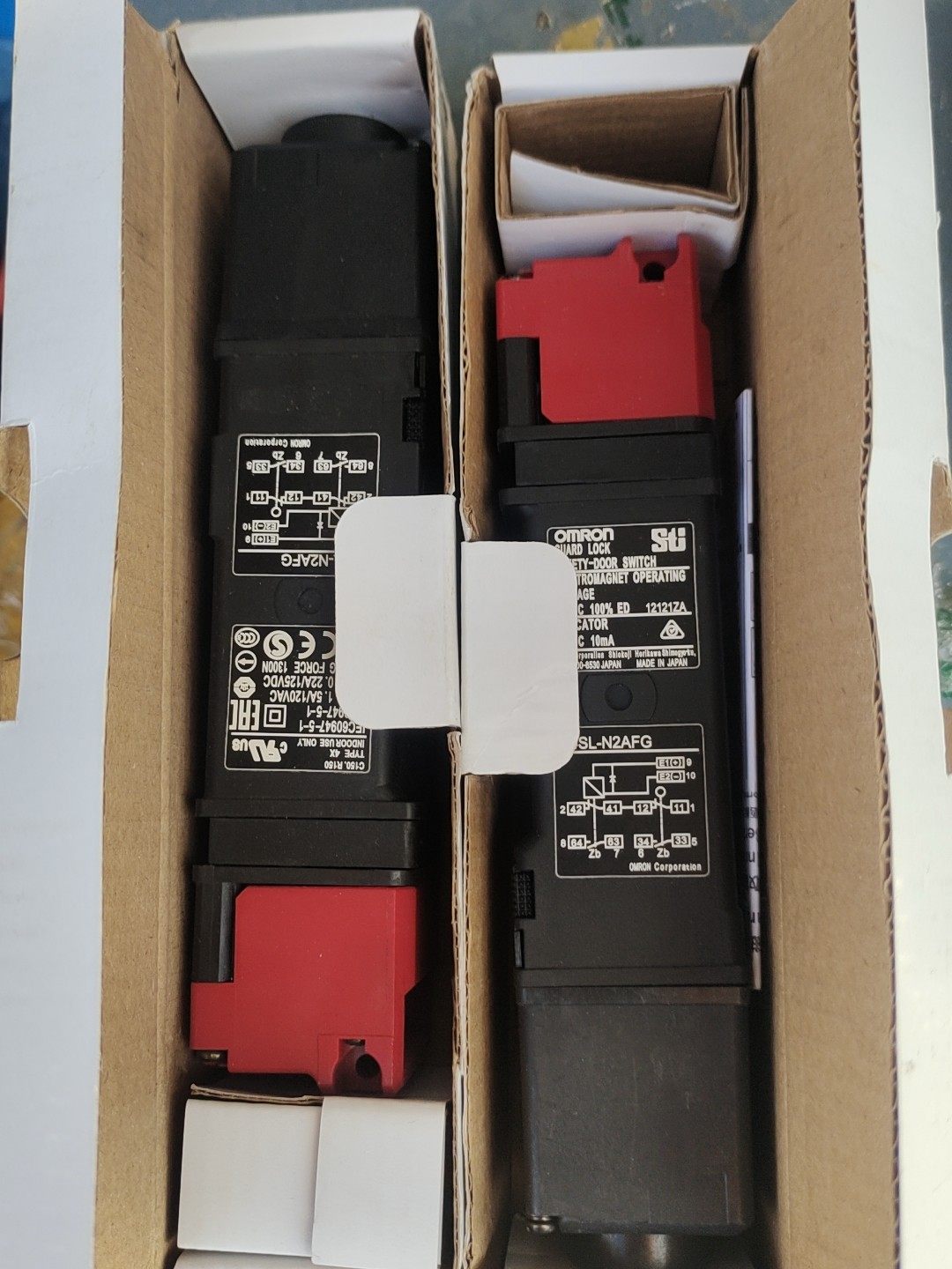 Omron/欧姆龙 D4SL-N2AFG