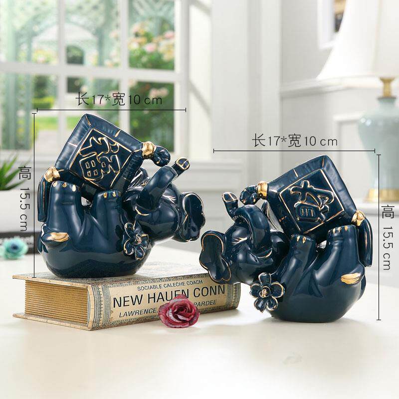 高档白家里陶瓷单祇招财厅猪发财猪器小瓷猪客酒柜菜猪家居摆件装