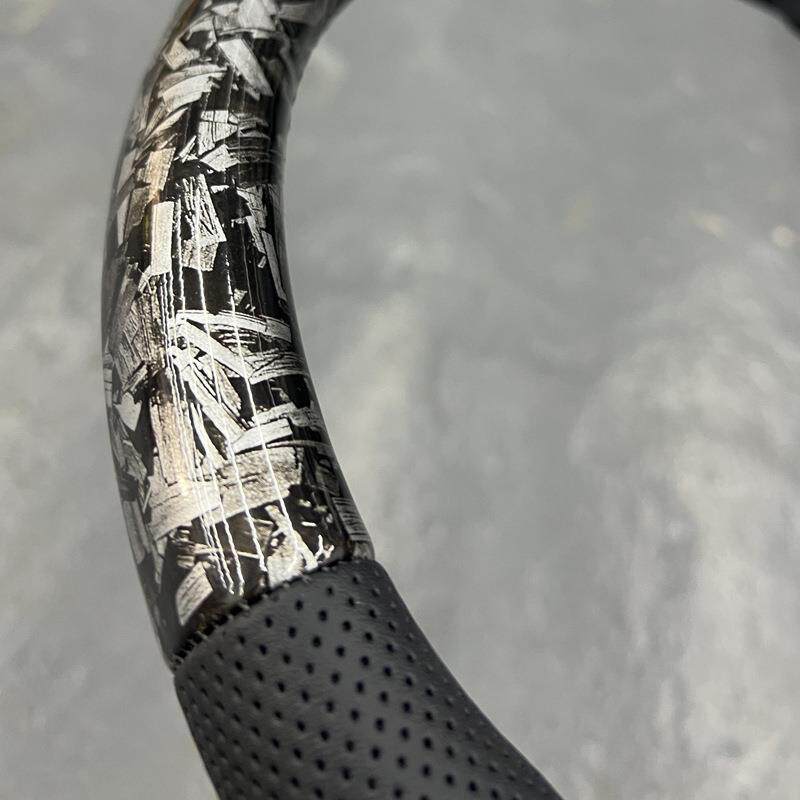 手缝方向盘套锻造纹路专车专用汽车把套改装厂家防滑