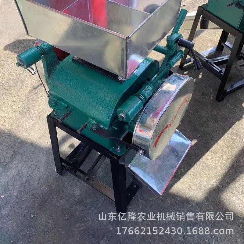 花生杏仁破碎机四六八瓣粱粉碎机五谷杂粮压扁机