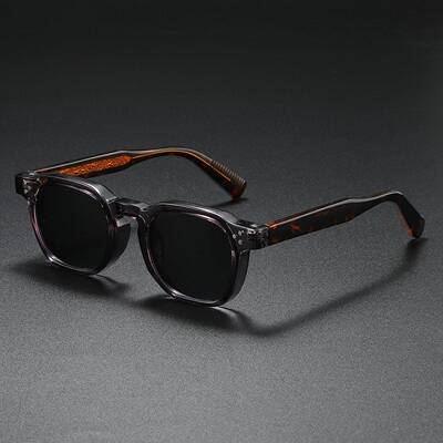 Unisex Classic Full-Frame Black Shades - Trendy Frames