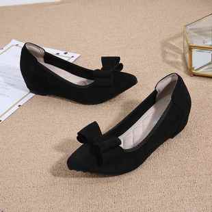 内增高豆豆鞋女2026春秋新款百搭浅口坡跟单鞋32 33 34小码女鞋定