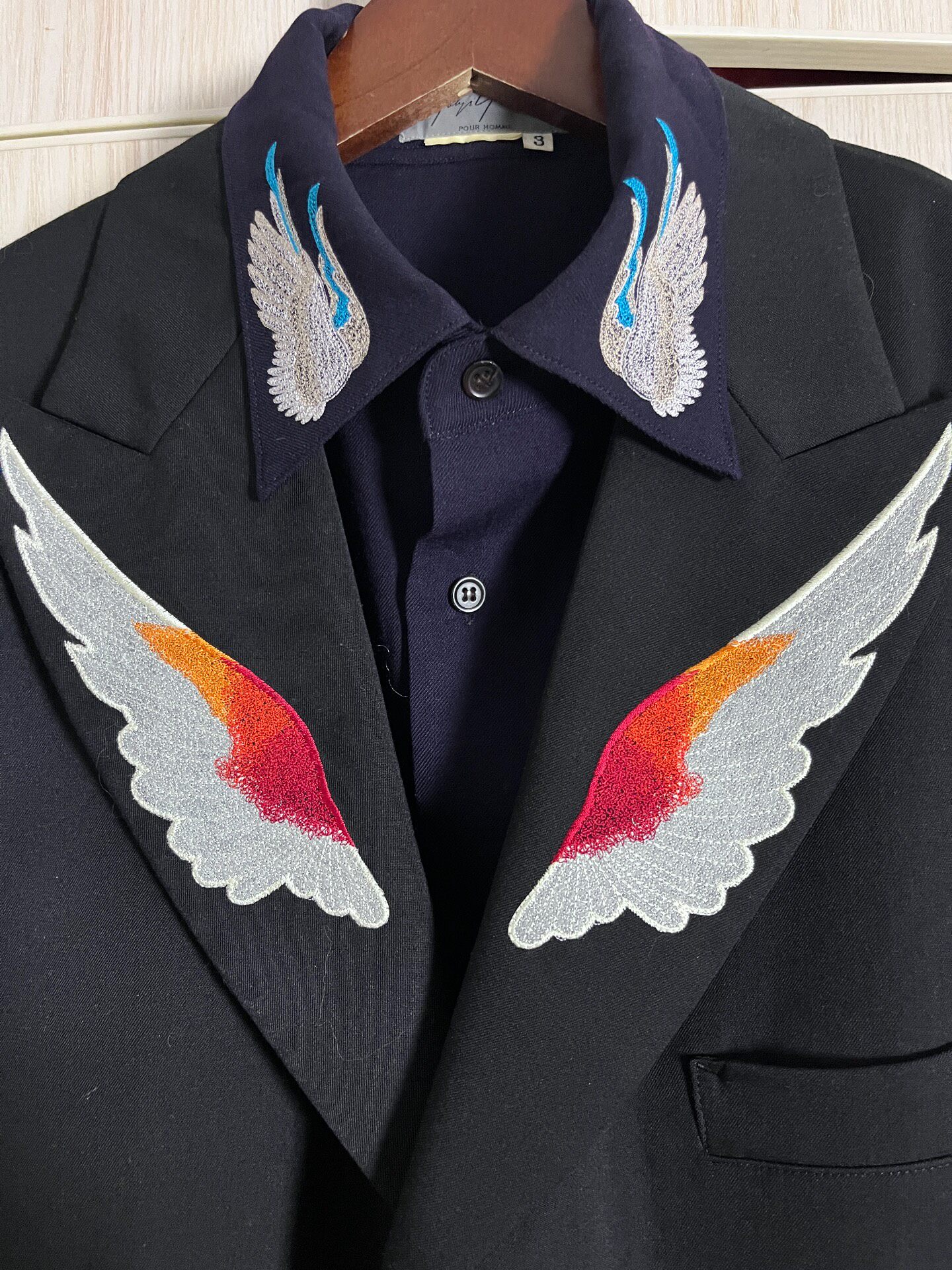 Yohji Yamamoto Wings Embroidered Blazer — detail
