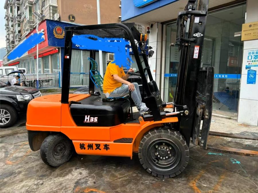 11月25日温州杭叉3.5吨叉车升高3米网络拍卖公告