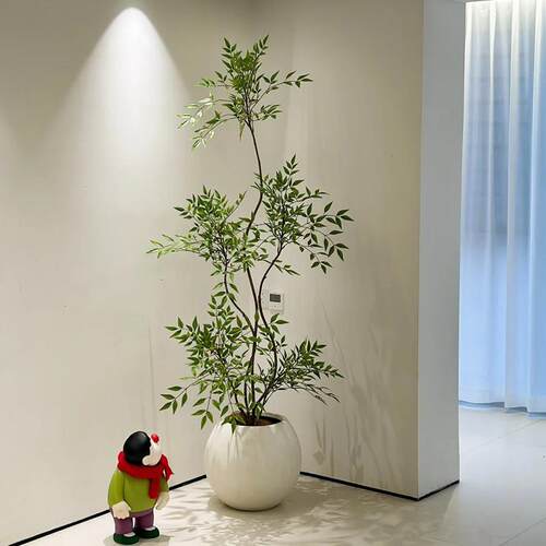 在树下南天竹彷真绿色植物高端轻奢大型彷生植物假树高级感室内氛