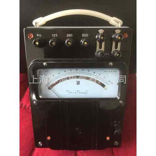 上海二表厂 D33-W 三相瓦特表 三相功率表 0.5级10A 额定电压400V