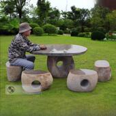 石桌石凳天然石卵石蓝石桌黄石圆桌石凳不对称整体石桌户外庭院