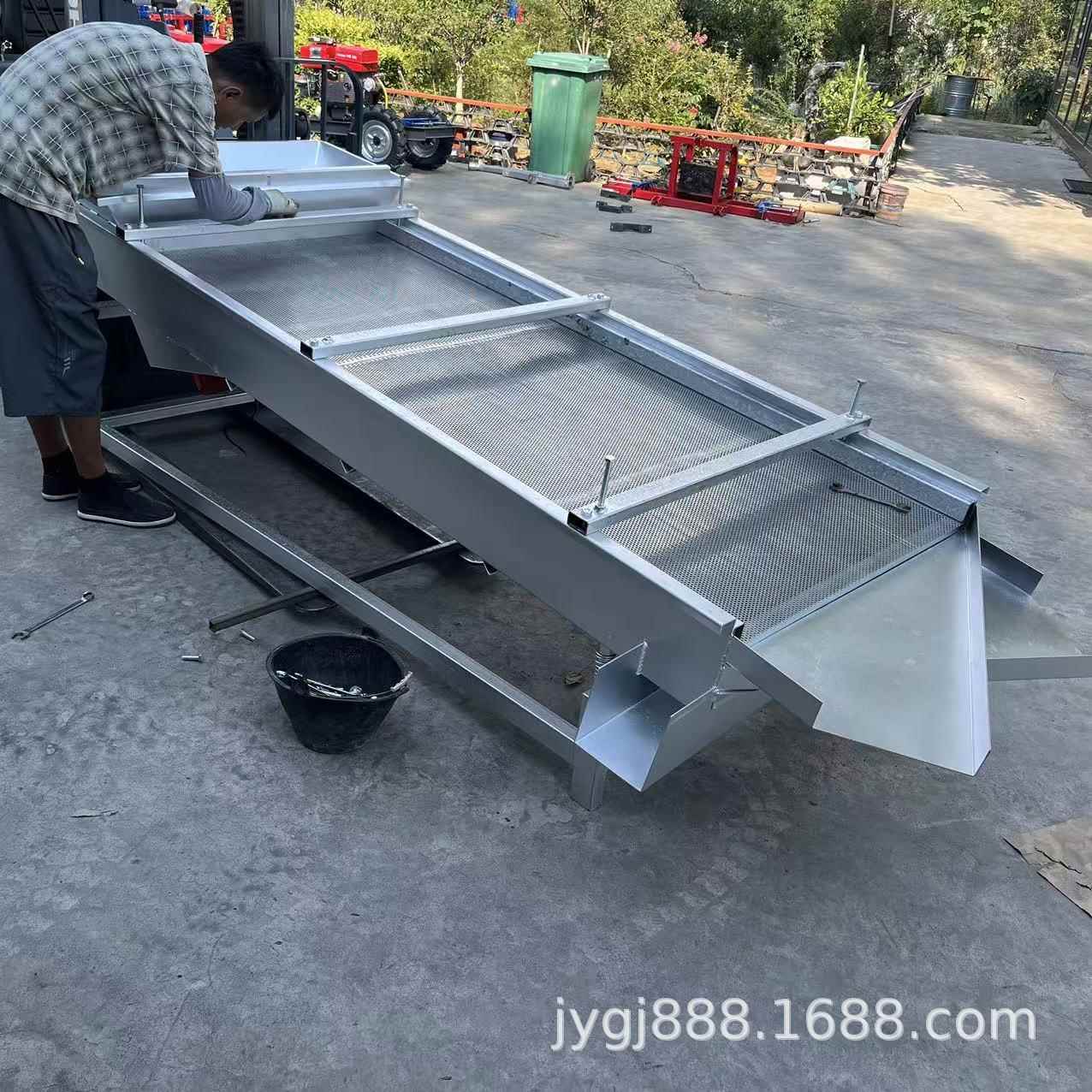 花生粒瓜子大小分选机 电机款直线振动筛