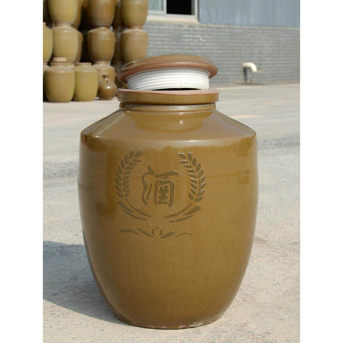 四川陶瓷酒坛密封盖酒罐家用土陶酒坛子50/100/300斤储窖藏大酒缸