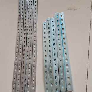 不锈钢板带孔铁条直条扁条加厚神器强力带孔扁条铁片改装角片