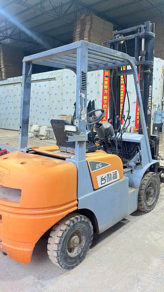 4月2日揭阳委托-处置台励福叉车一台,载重2.5吨,起升4米,倾翻叉,功能正常网络拍卖公告