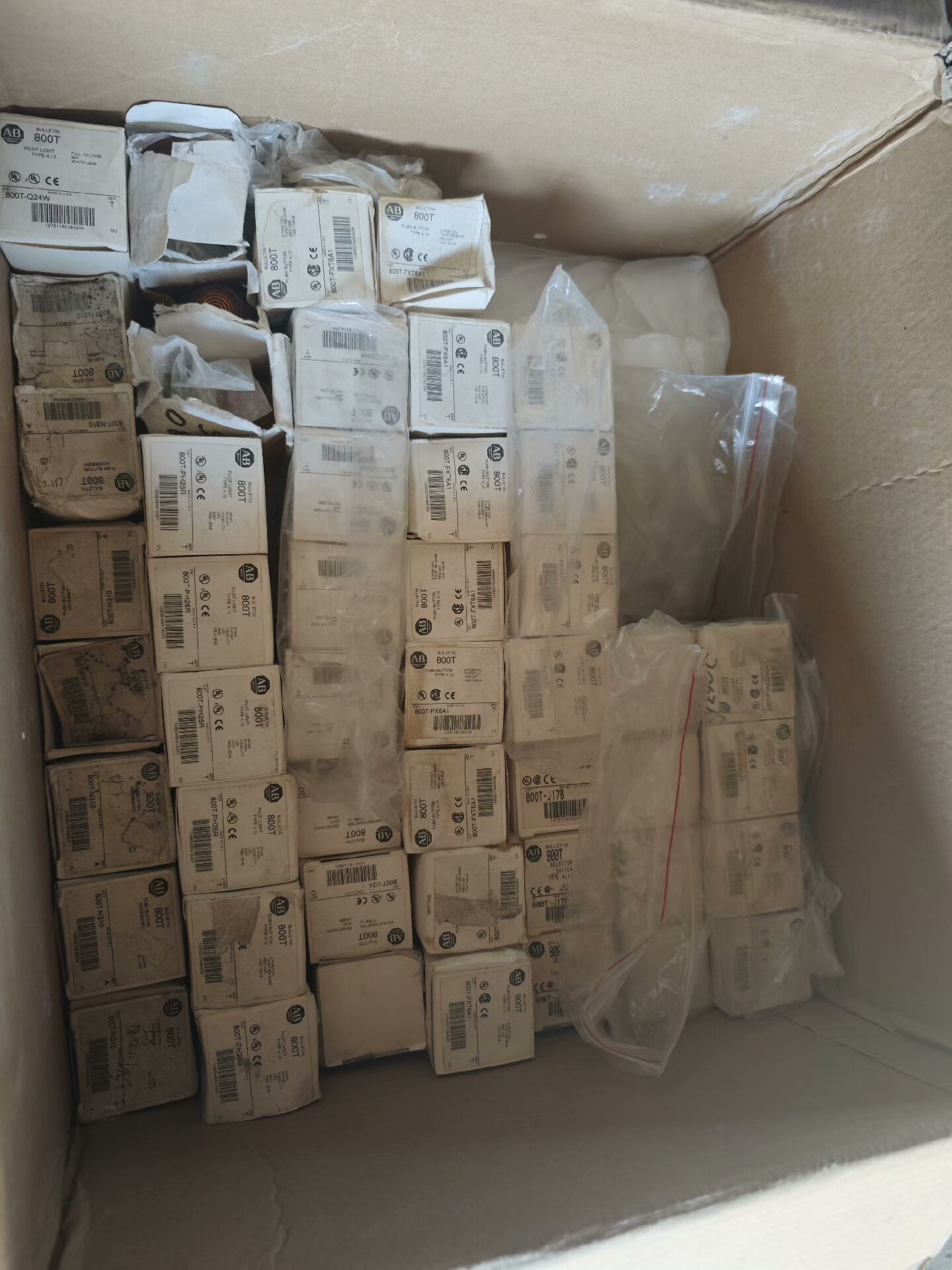 AB罗克韦尔800T系列按钮，全新原装，型号齐全：800T-