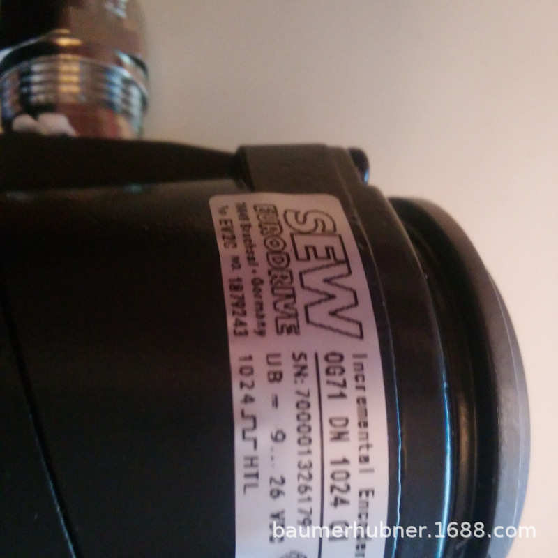 baumer堡盟hubner测速电机+编码器TDP0,2LT-3+OG9DN900I